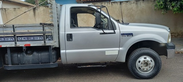 Ford F4 1000