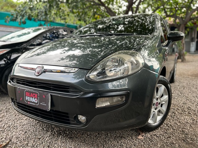 Fiat Punto Attractive 2013 1.4 Flex (Já financiado)