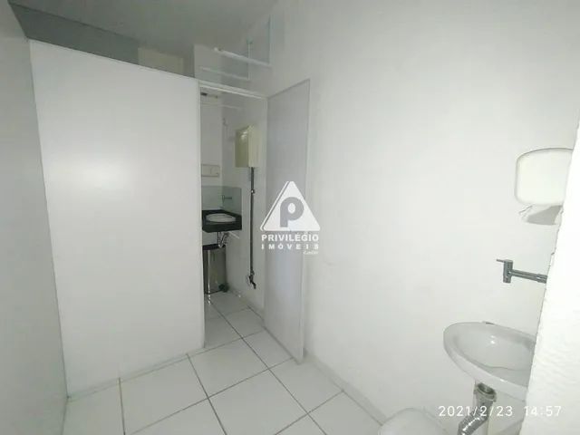 Sala Comercial no coração do Catete. OPORTUNIDADE! - Foto 4