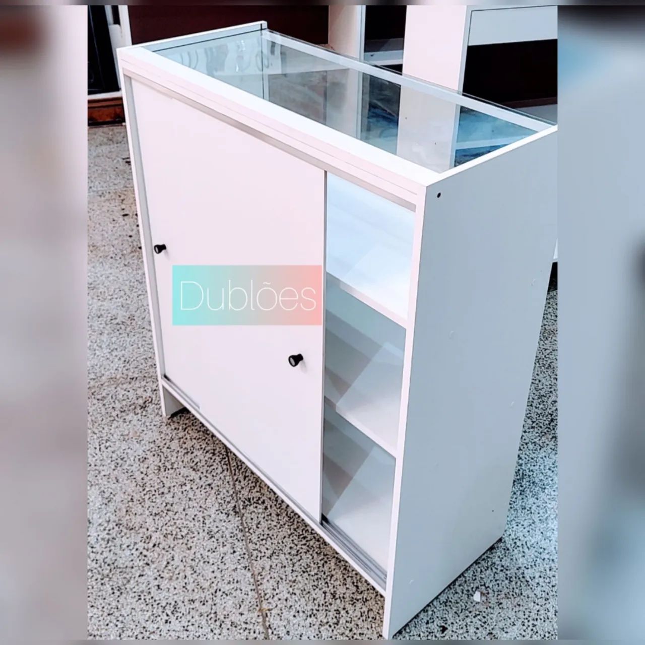 Balcão vitrine com porta e tampo de vidro. PAGUE SOMENTE NA ENTREGA  - Foto 2