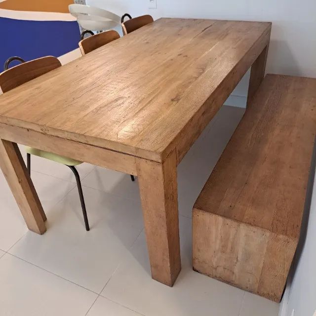 Mesa de jantar com banco e tres cadeiras - Foto 4