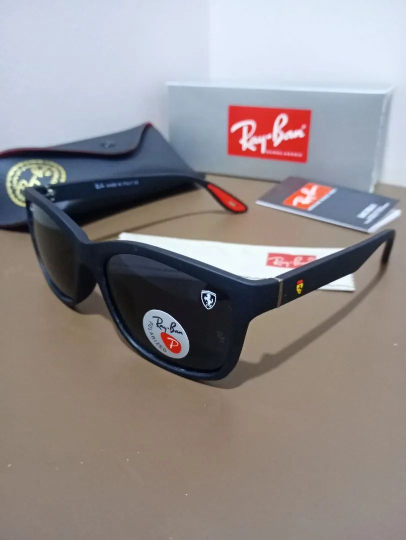Óculos de Sol Ray-Ban Ferrari Polarizado