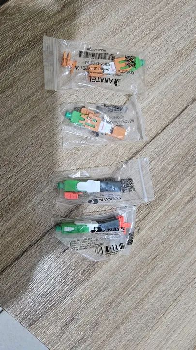 Conector para Fibra Óptica 