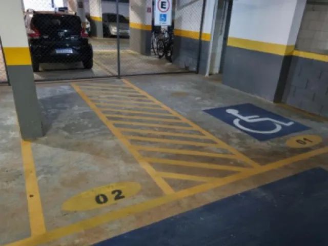 Box/Garagem Residencial com 1,414.50m² - Setor Central, Gama - Foto 5