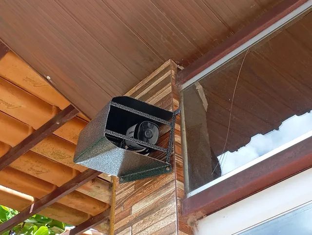 Kit 4 câmeras Intelbras instalado