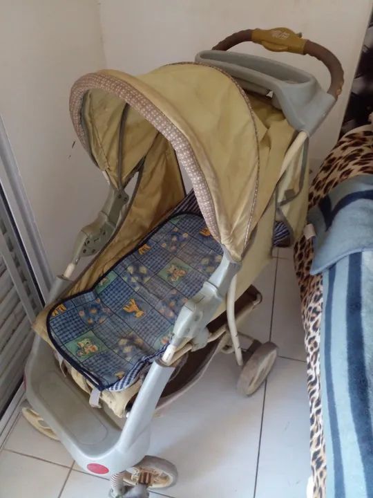 Vendo carrinho de bebê  - Foto 2