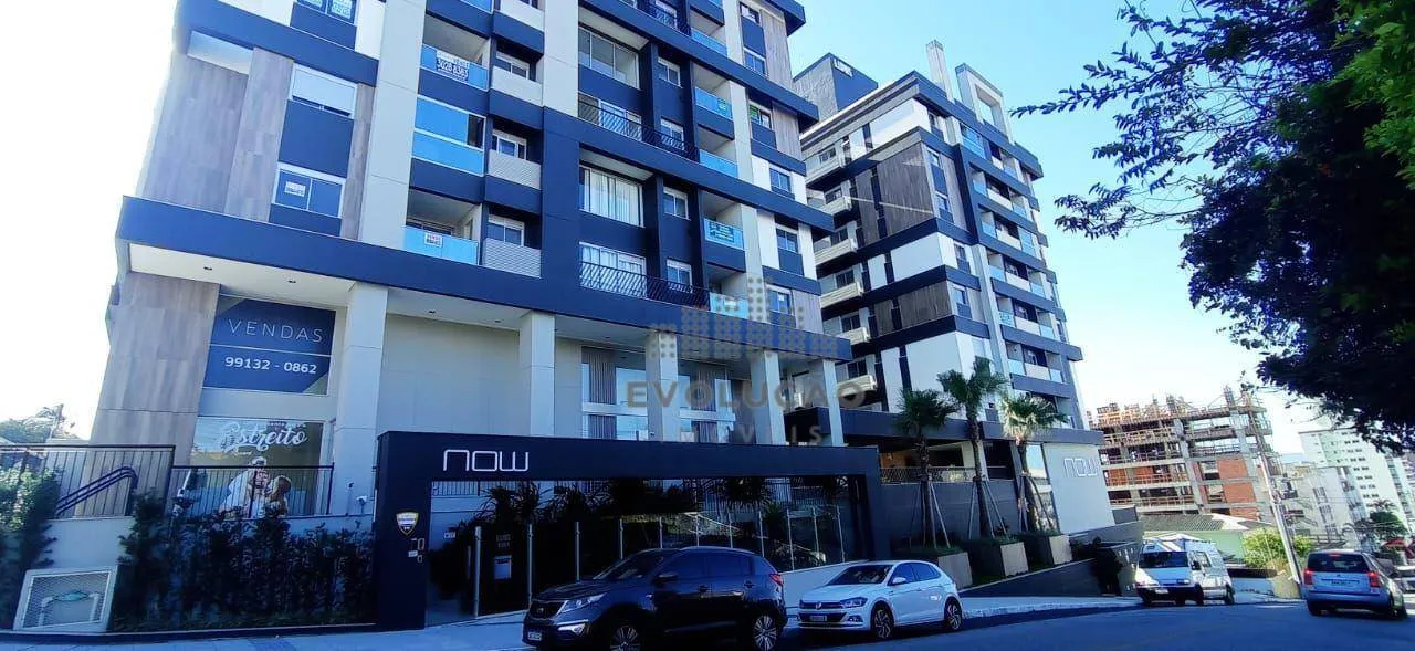 Apto Alto Padrão 03 Dorms com Suite e 02 Vagas com HB no Estreito - Florianópolis SC