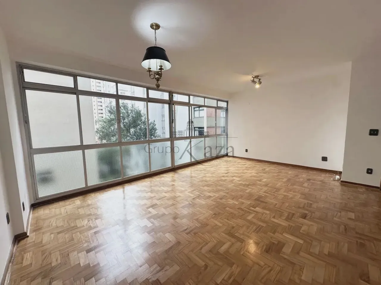 Apartamento_ 3 dormitórios_2 Banheiros_1 Vaga_Jardim Europa