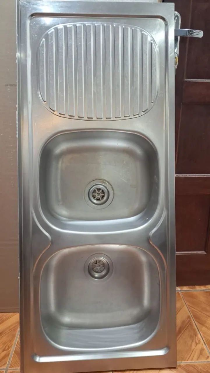 Pia de cozinha em aço inox - Foto 3