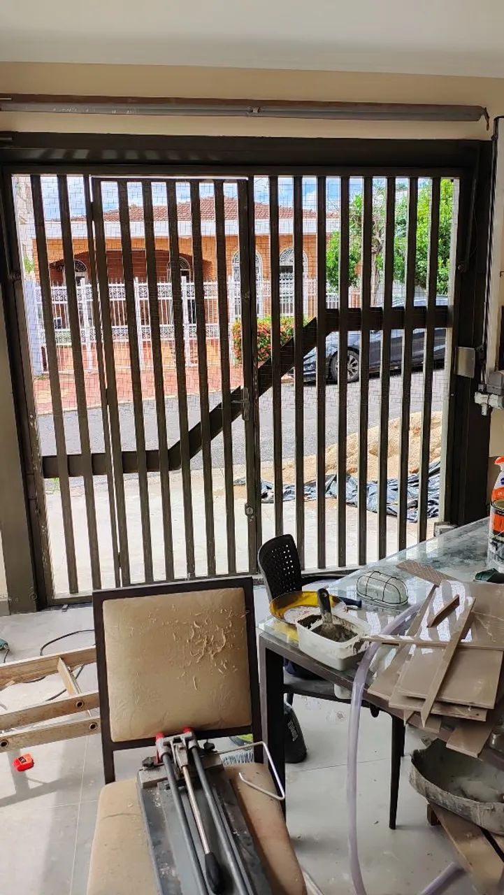 Portão de aço verde - Foto 3