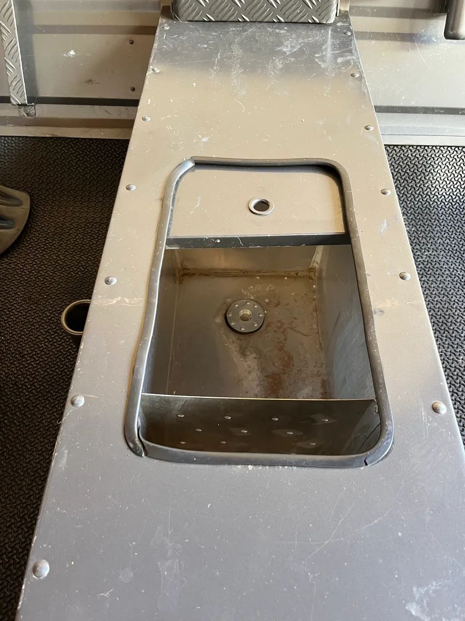 Canoa berço e motor rabeta 7hp - Foto 8