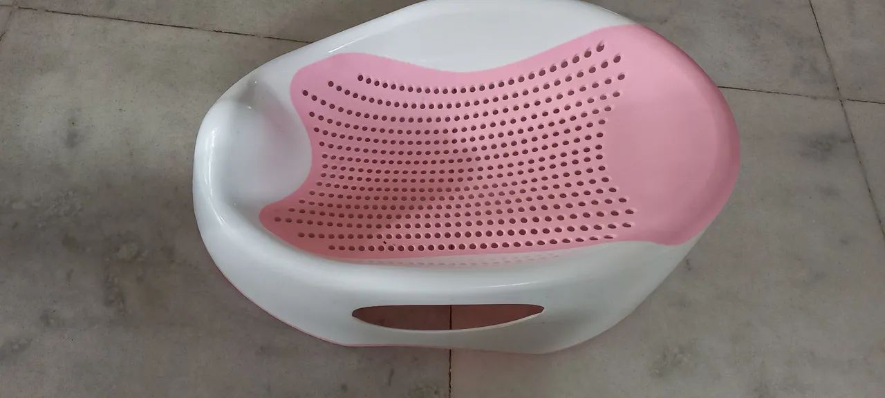 Suporte de banheiro para banho de bebê 