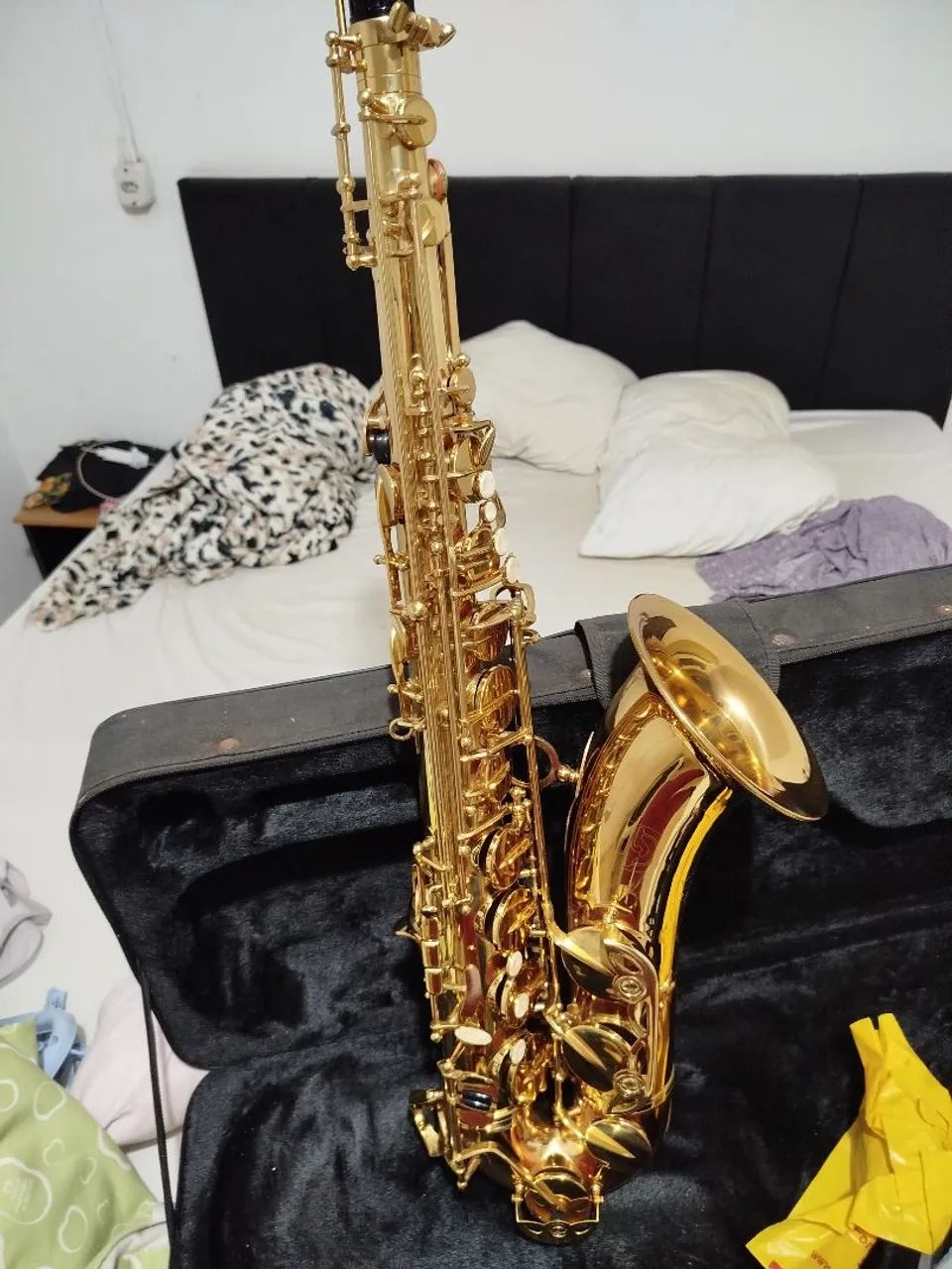 Saxofone Tenor Dourado - Instrumento Musical - Foto 5