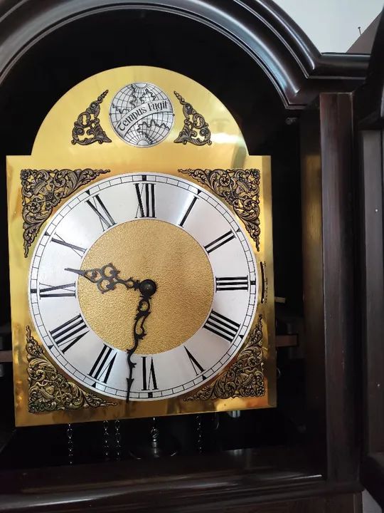 Urgus Floor Clock64728430655874122