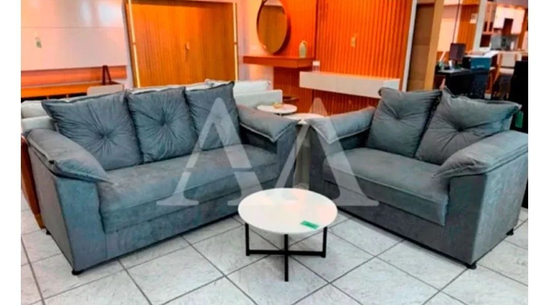 Conjunto Sofá 3 e 2 Lugares Cinza.