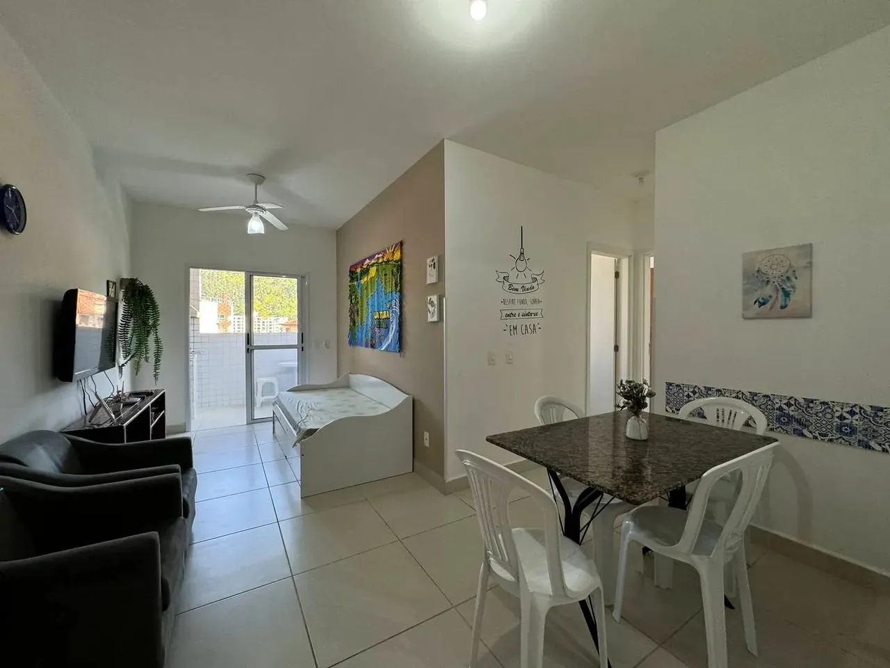 Apartamento na Praia das Toninhas