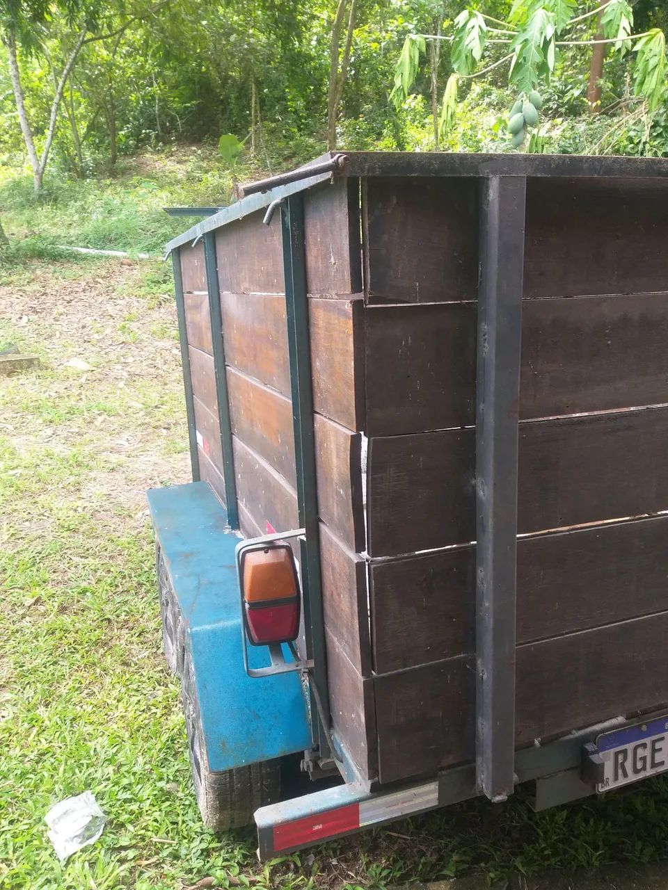 Carretinha de madeira para transporte semi nova - Foto 5