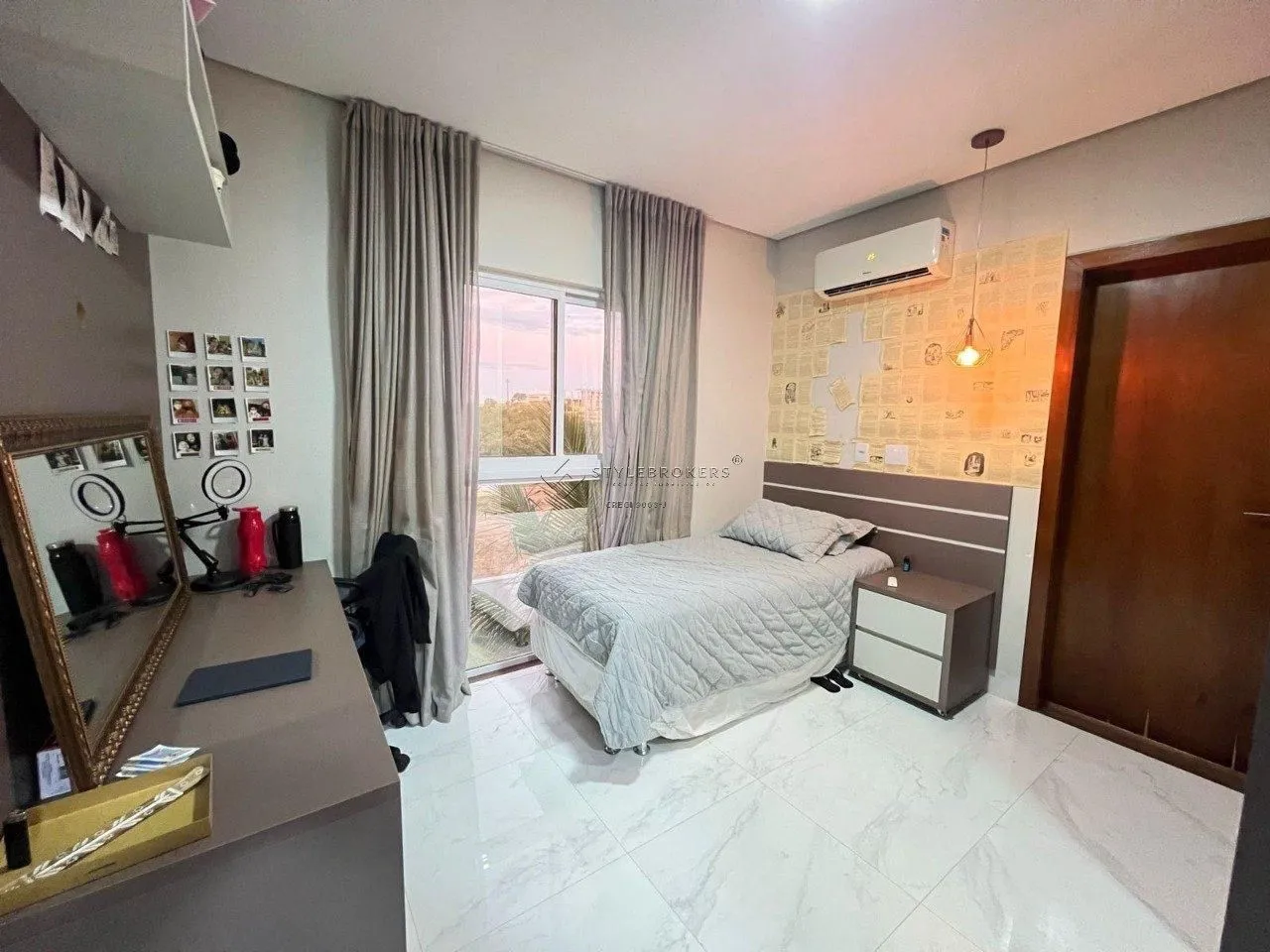 4 suítes - Sobrado com 295m² de área construída/ Florais da Mata