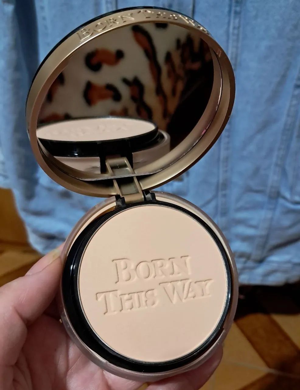 base em pó too faced born this way multi-use oil free original ! - Foto 2