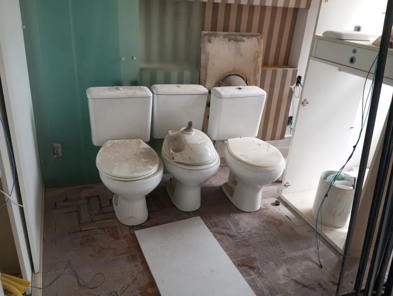 Coisas de obra tudo BARATO vem no chat!! DESAPEGO pra sair RAPIDO - Foto 2