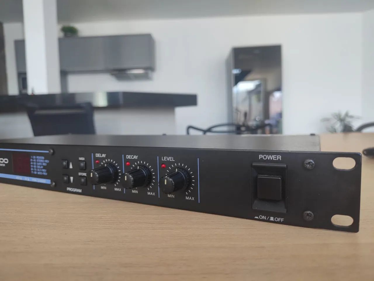 Reverb rev100 YAMAHA  - Foto 3