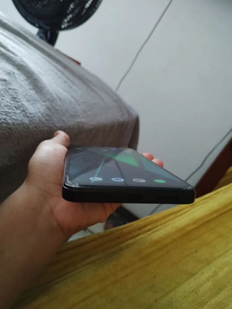 Poco c75