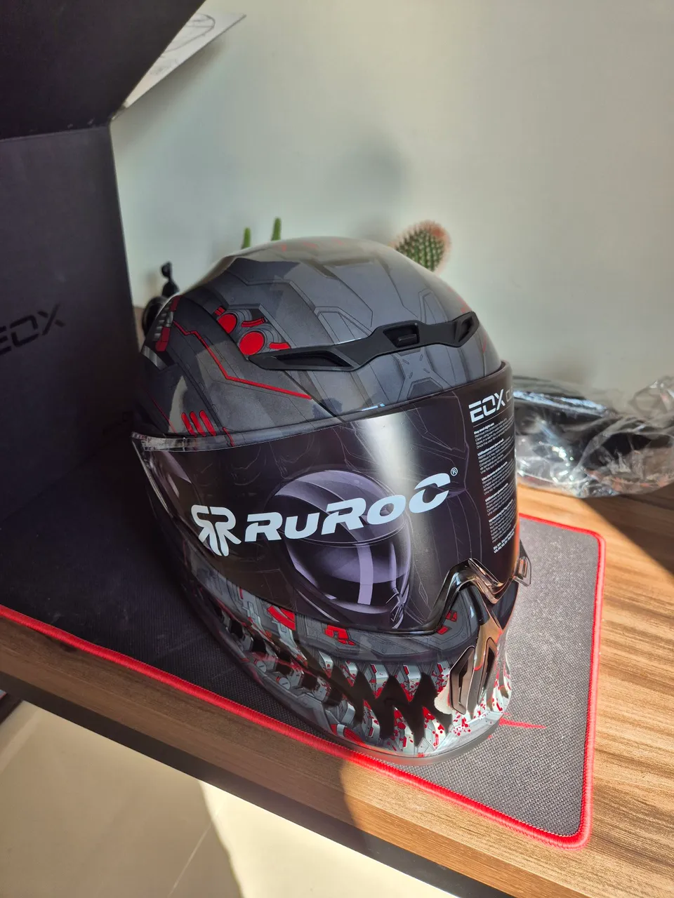 CAPACETE RUROC - MODELO BUZZSAW - IMPORTADO