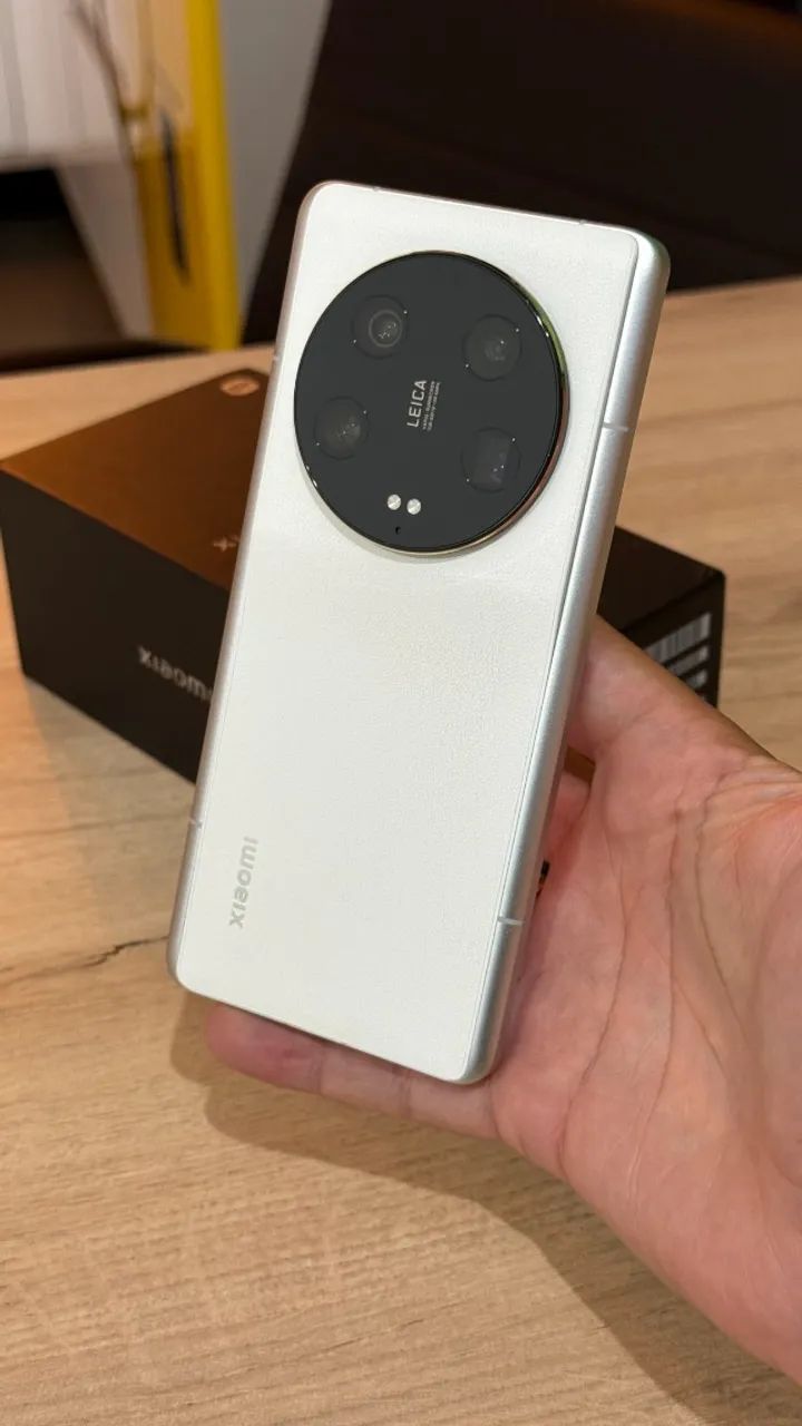 xiaomi 13 ultra 12+256GB ホワイト グローバルrom Xiaomi 13 Ultra 256GB 12GB Ram - Loja física! Com 90 dias de