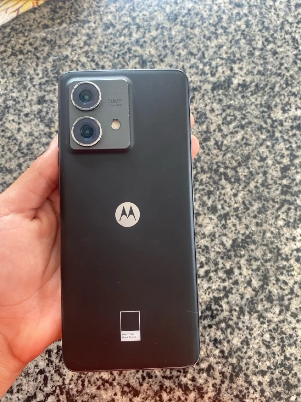 Celular semi novo