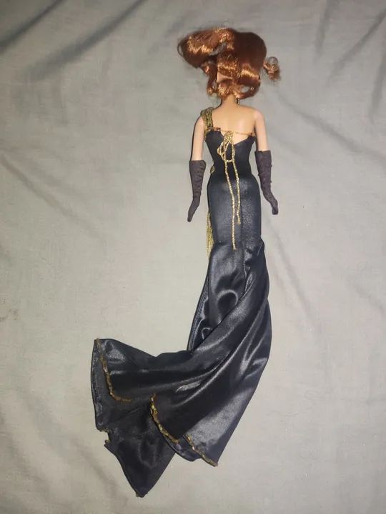 Boneca Barbie Colecionável custom  - Foto 2