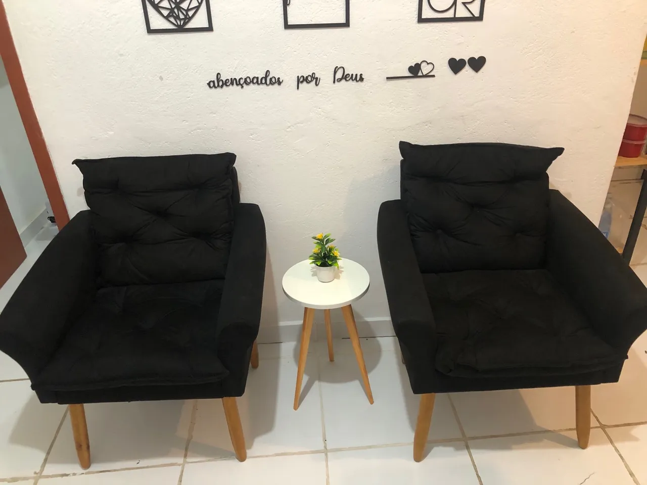 Kit 2 poltronas + mesa