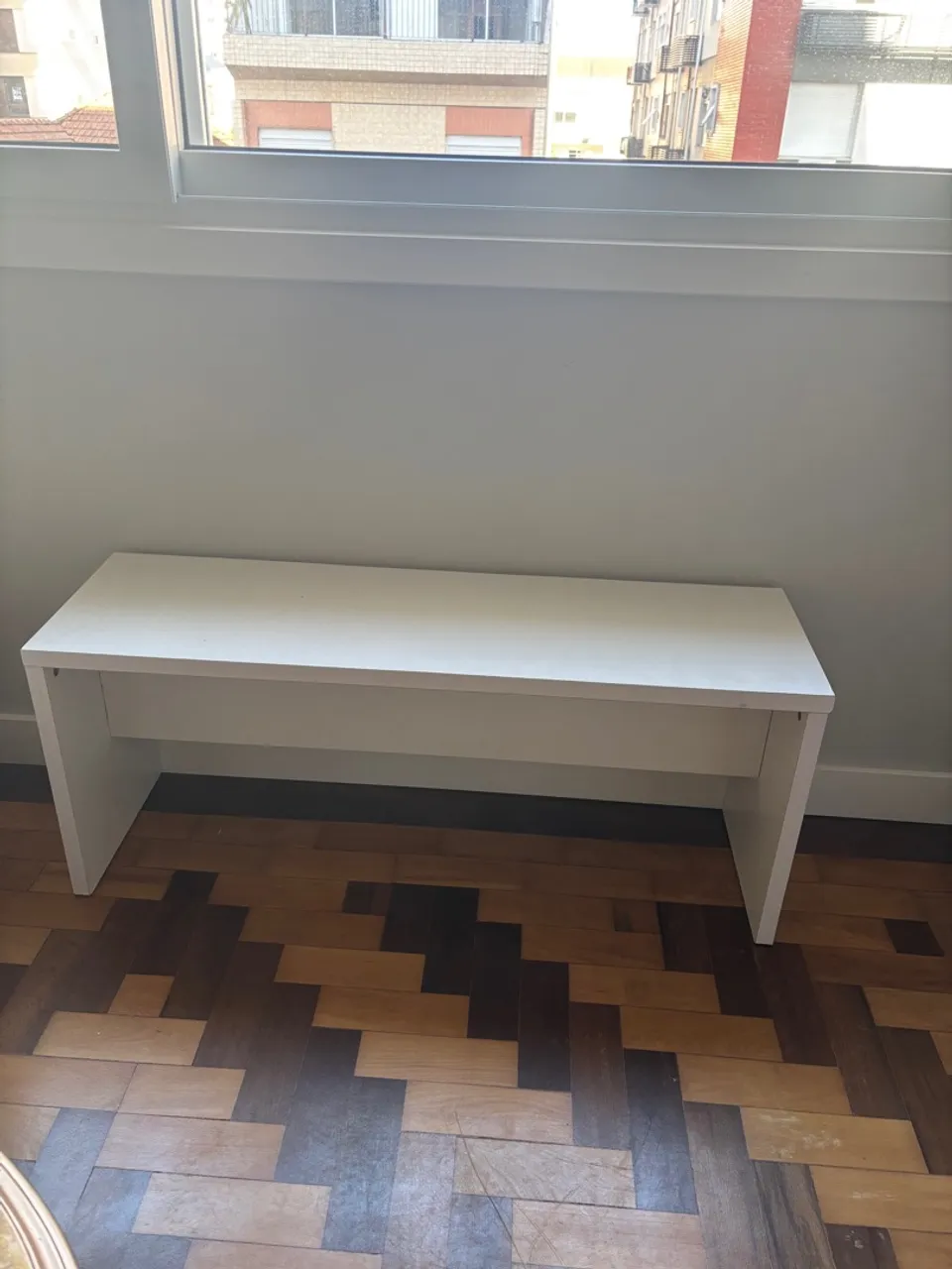 Banco MDF branco para diversos ambientes