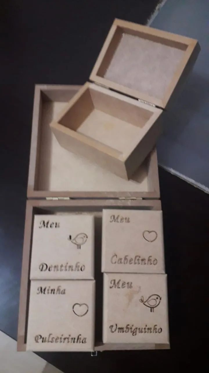 Kit em MDF caixa recordações bebê quadrada e bauzinho novos