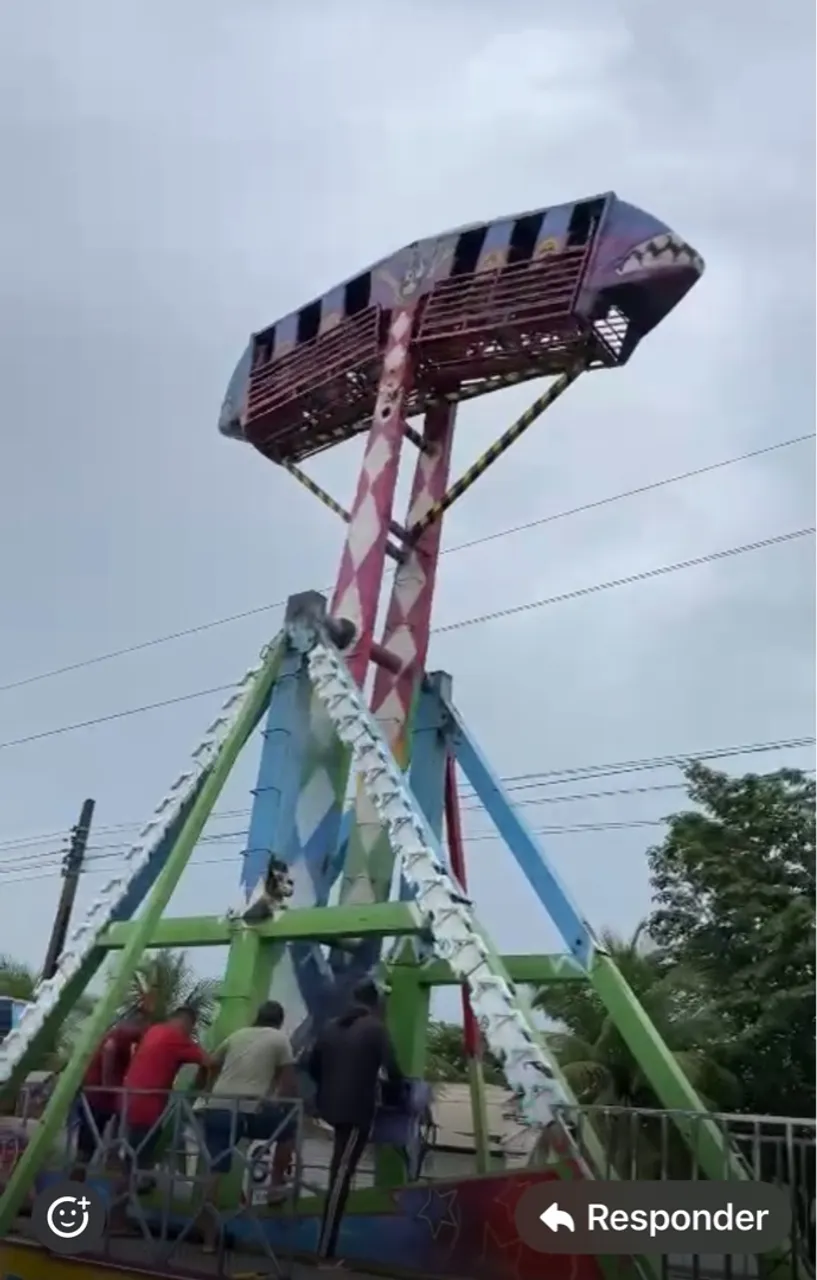 Contratamos ajudante de montagem de brinquedos de park diversões sem experiência