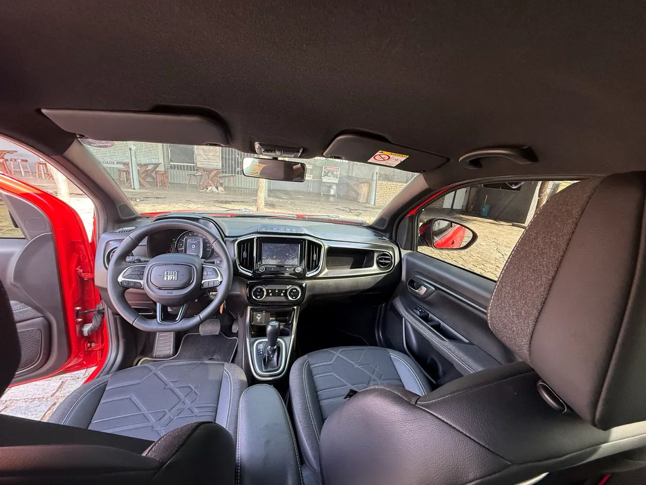 Fiat Strada Volcano 1.3 Flex 8V CD Aut. 2024 - Foto 9