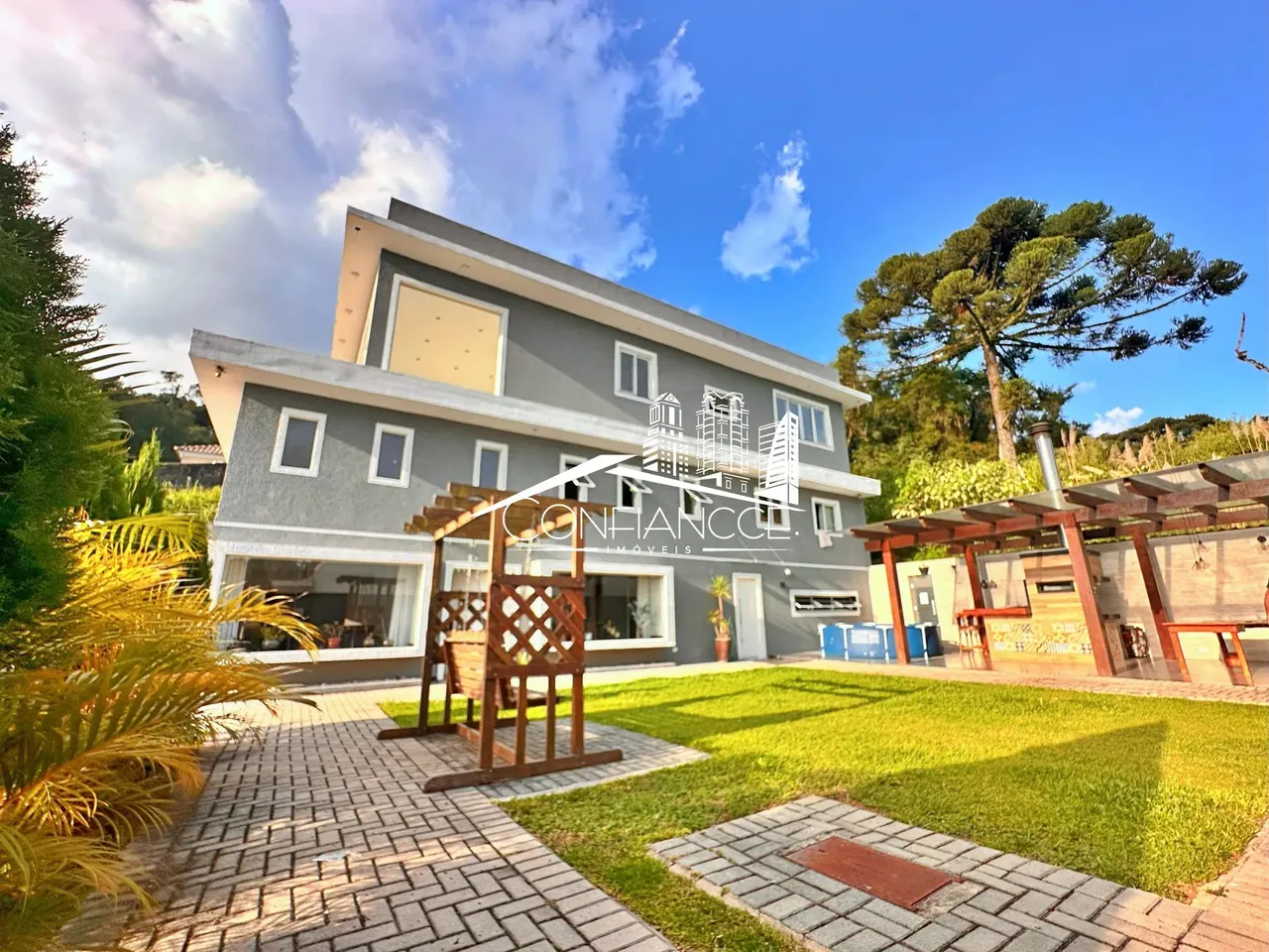 Casa comercial para alugar em Santa Felicidade, Curitiba - PR | Confiancce imóveis