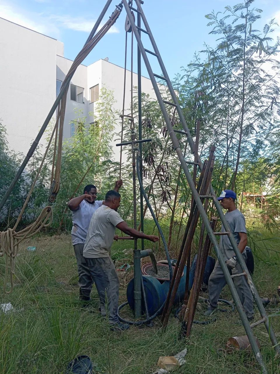 Fundação e estrutura para construção