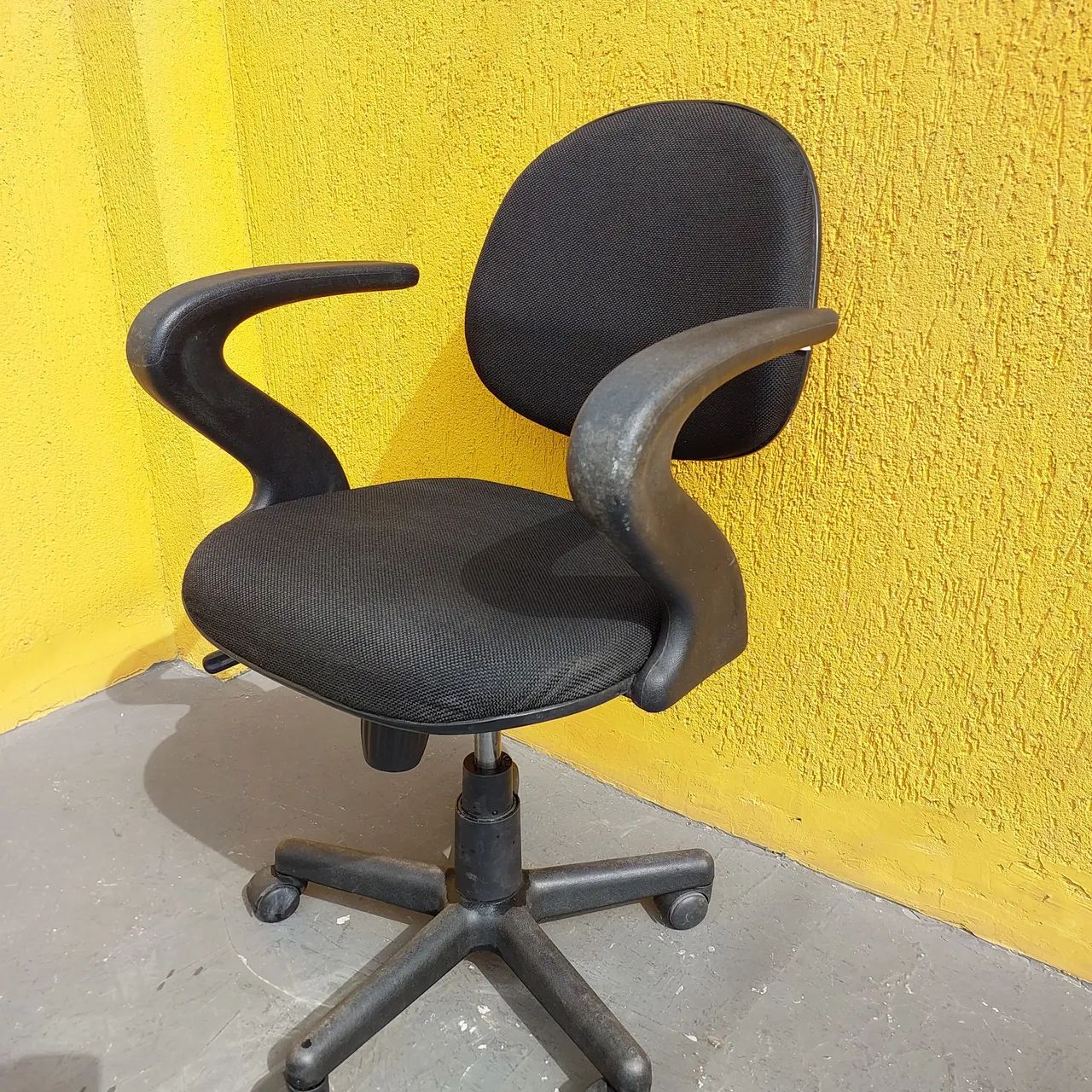 Cadeira de Escritório Giratória com Rodas - Foto 5