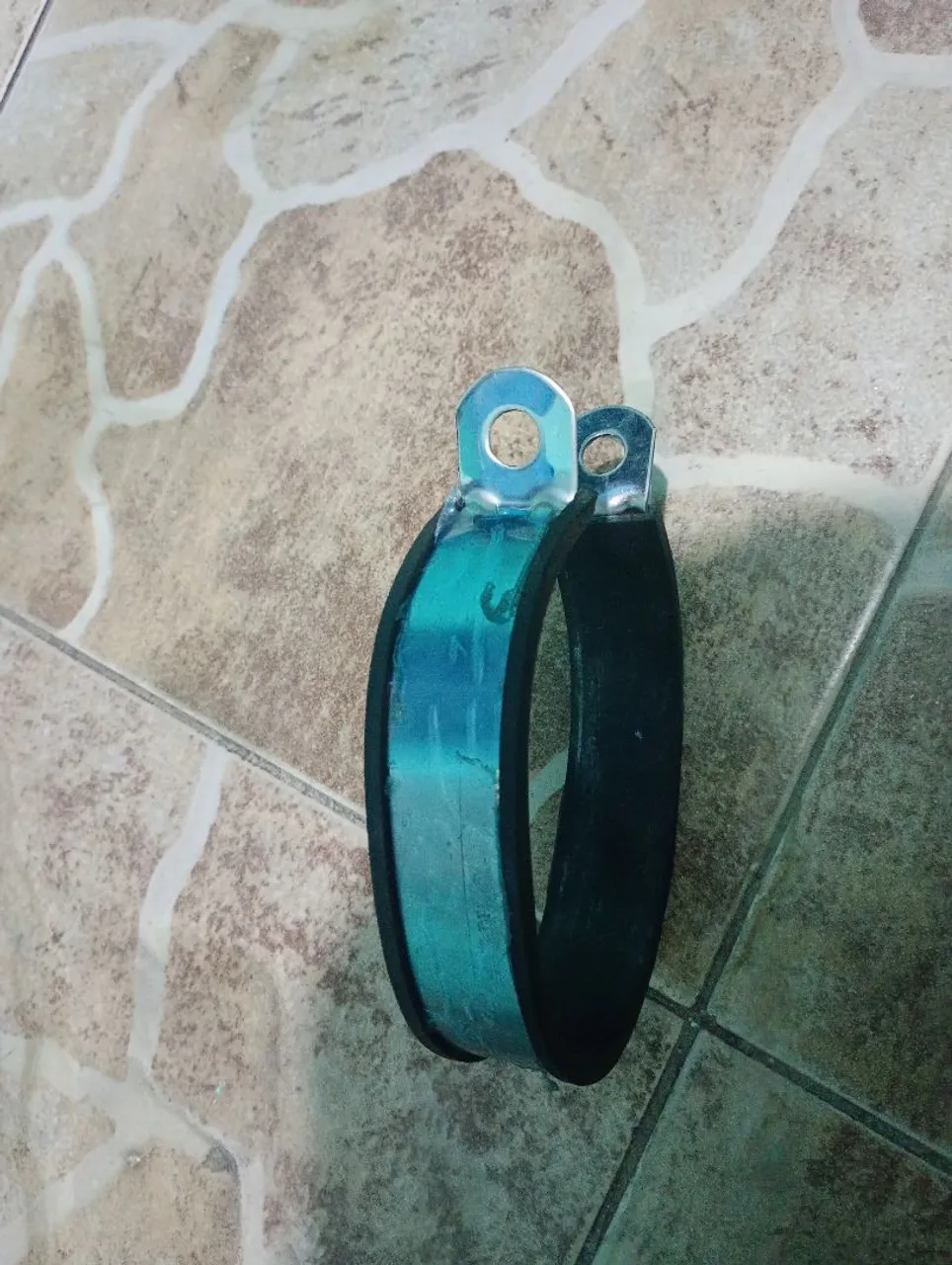 Abraçadeira de coyote boca 0 ou 8 nova nunca usada !