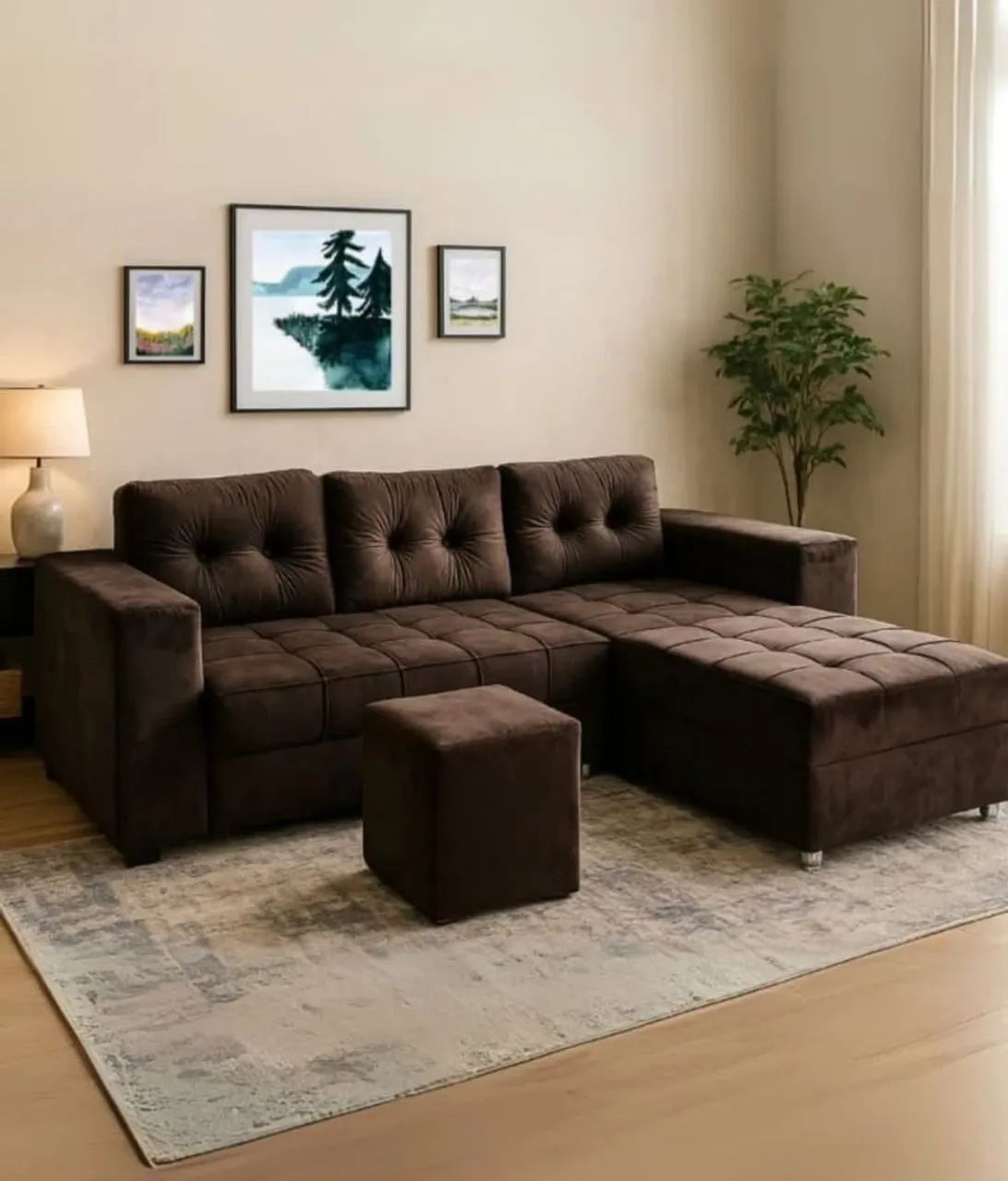 SOFÁ CHEISSE COM PUFF 