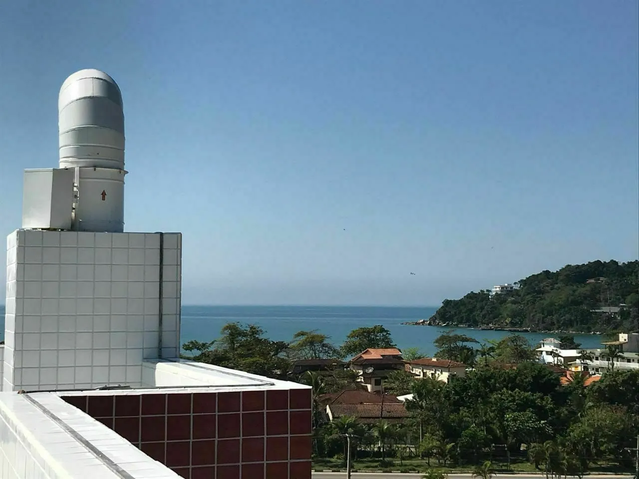 Alugo apartamento em Ubatuba na Praia das Toninhas