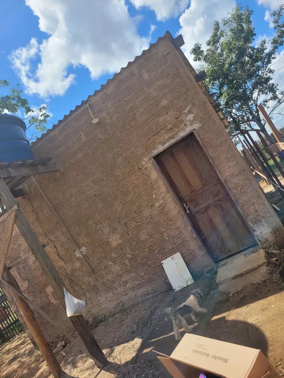 VENDO ESSE TERRENO COM CASA 4x4