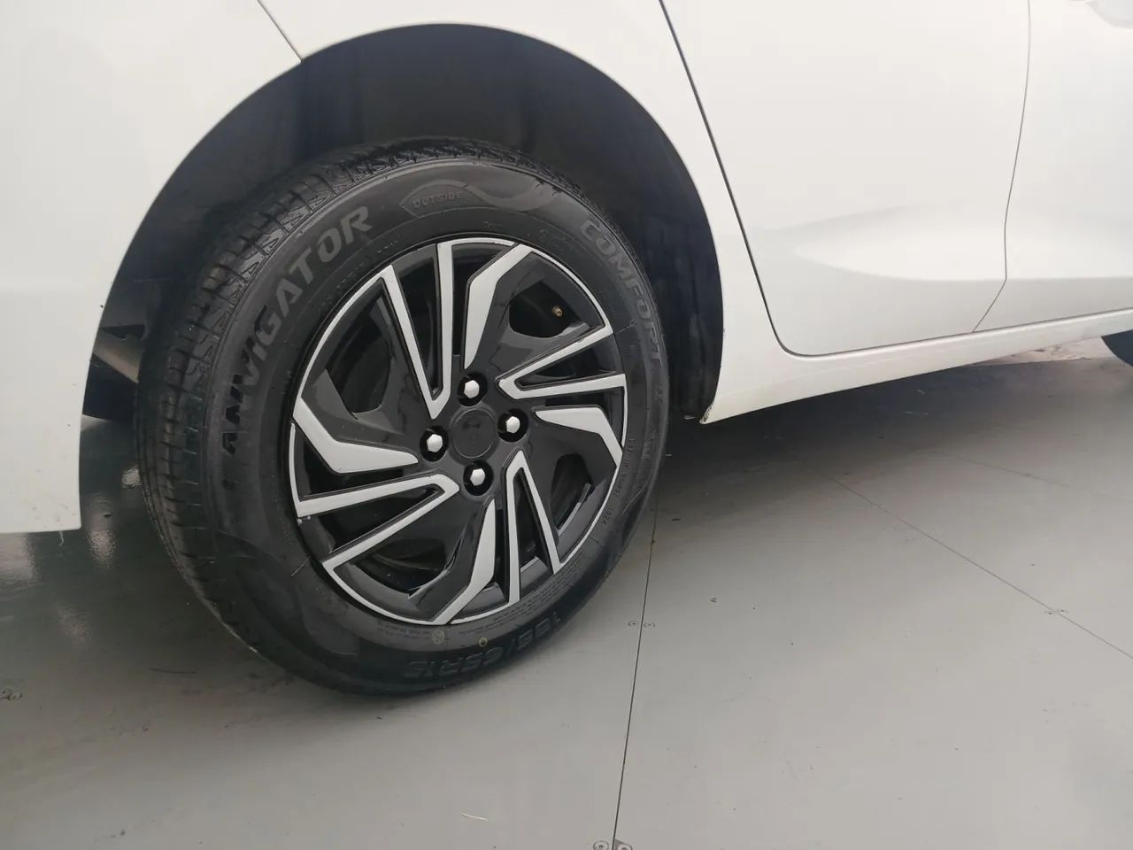 Chevrolet Onix Hatch LT 1.0 12V TB Flex Mec. 4P, foto 14 de 18