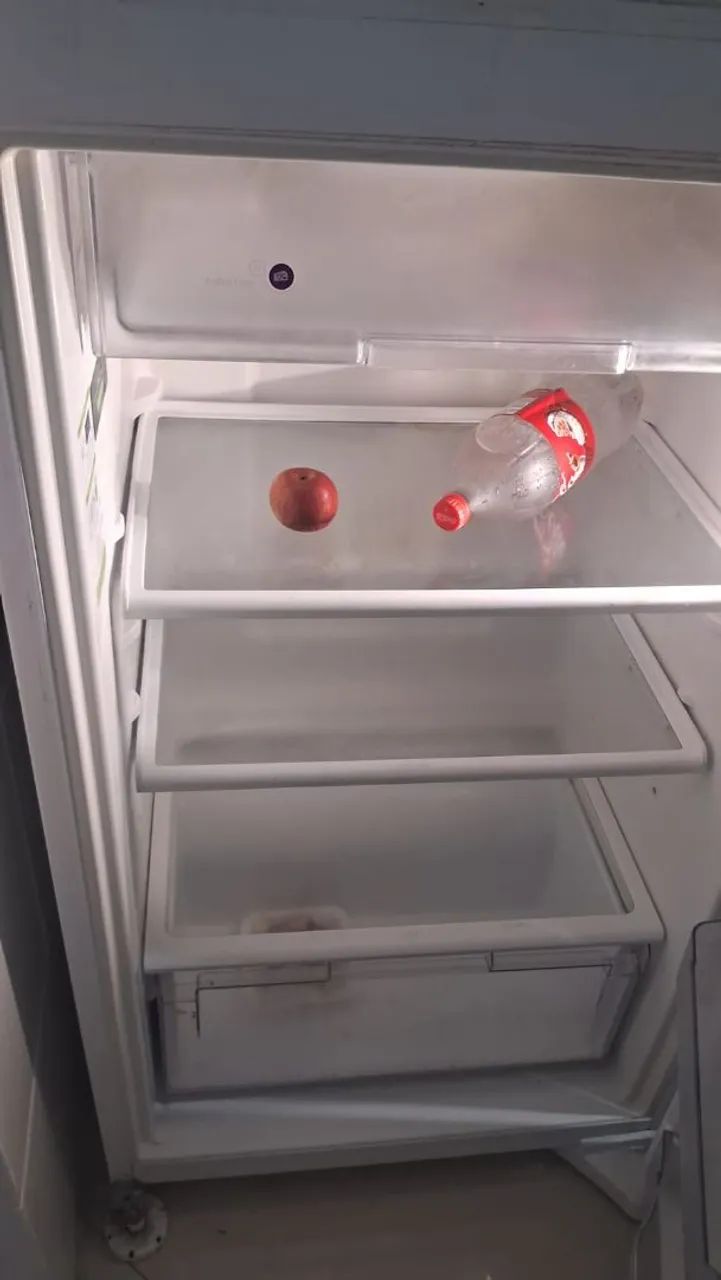 Vendo geladeira  - Foto 3