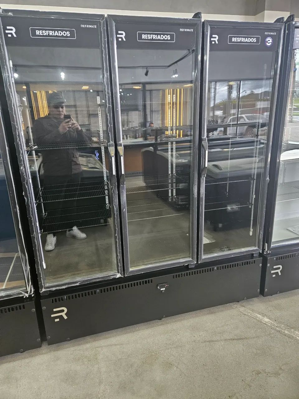 geladeira expositora 3 portas para bebidas - a pronta entrega 