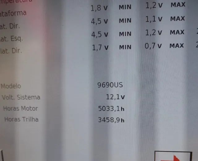 Colheitadeira Marca Massey Ferguson - 9690 Axial Classe 6 - Foto 6