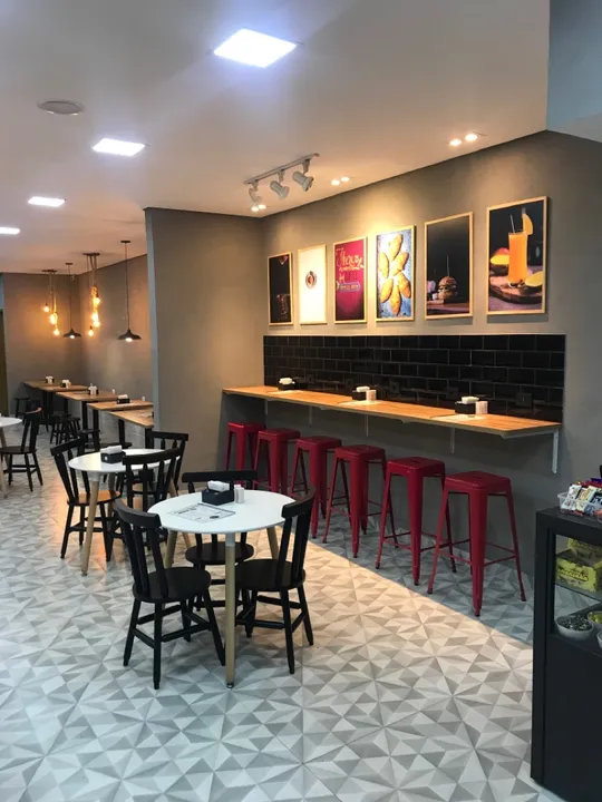 Vende-se Restaurante/Cafeteria no coração de Presidente Prudente-SP