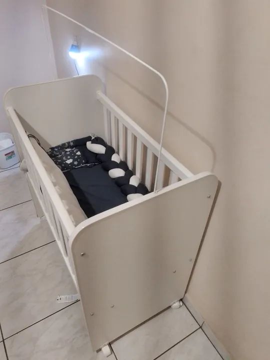 Berço de bebê branco - Foto 2