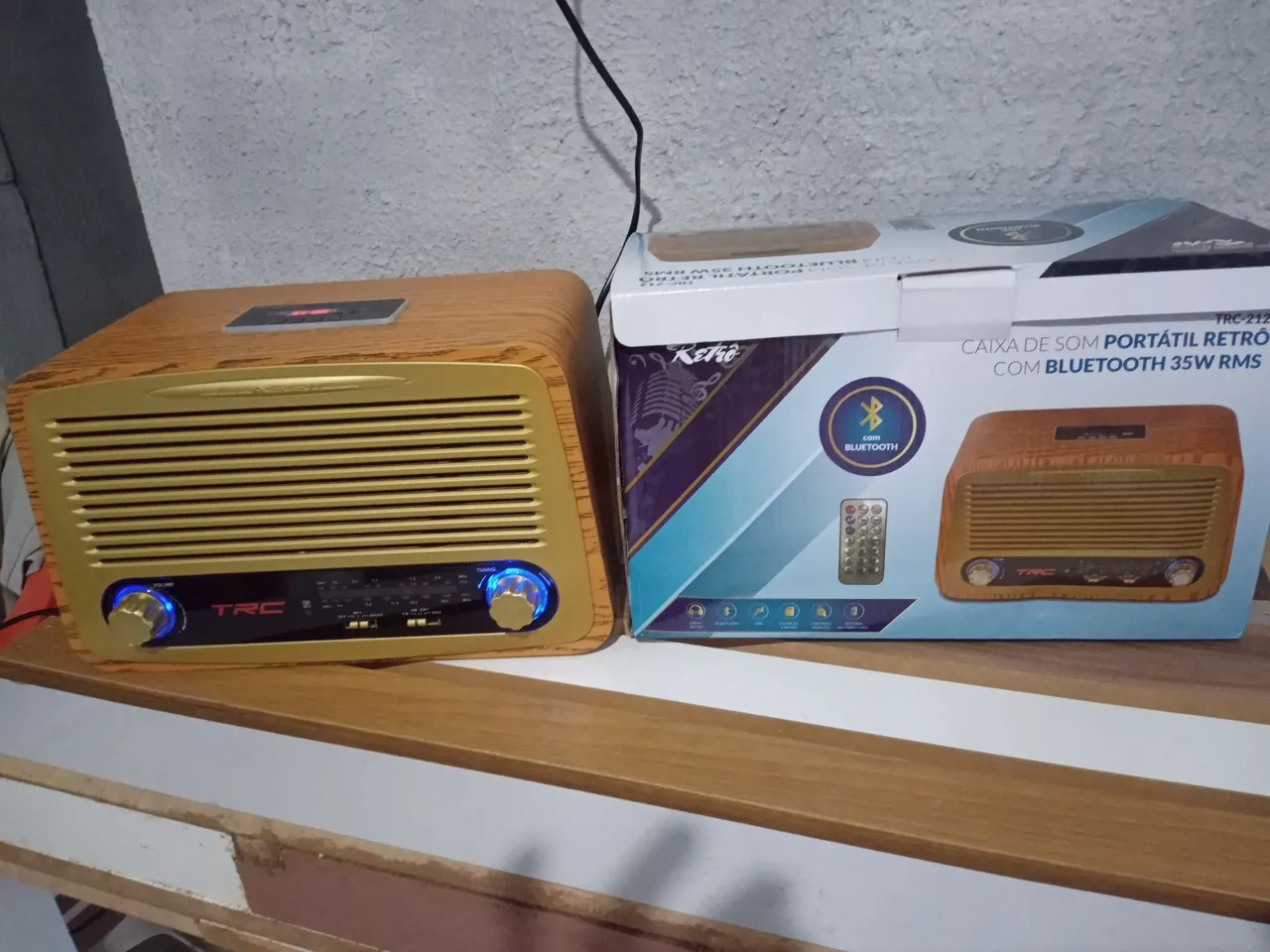 Rádio Retro Bluetooth 35W TRC - Novo na Caixa