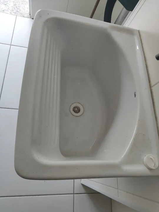 Cuba/ tanque de lavar roupa usada